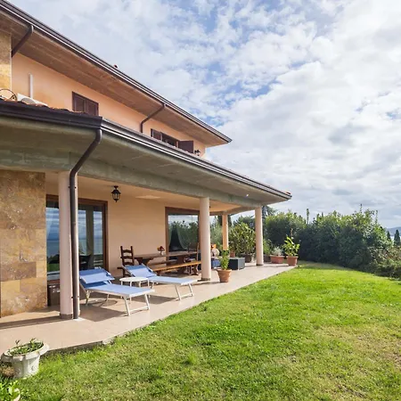 Il Mandorlo By Vacavilla Villa Passignano sul Trasimeno