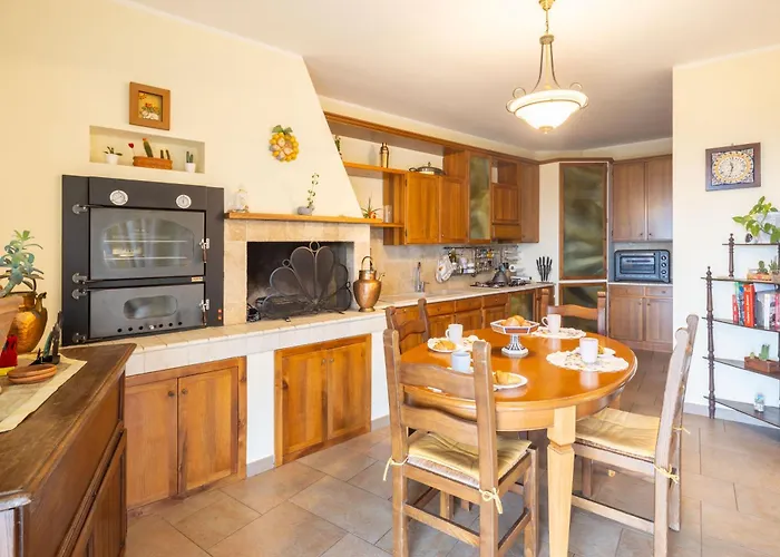 Il Mandorlo By Vacavilla ヴィラ パッシニャーノ・スル・トラジメーノ